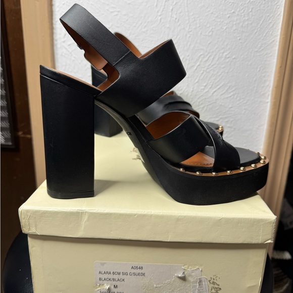 Alara 6cm sig c/suede coach heels - Picture 5 of 7